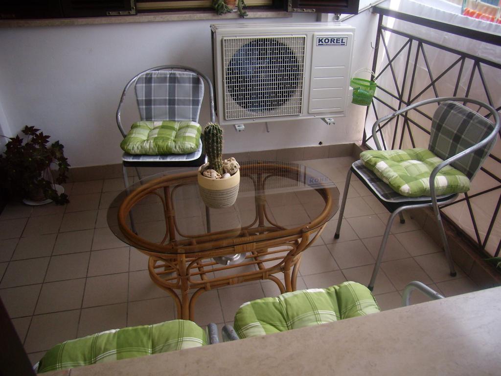 Apartment Zen Pula Pokoj fotografie